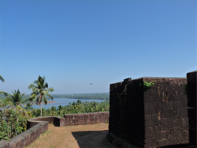 Chandragiri Fort entry details